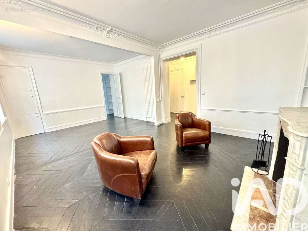 Photo 8 - Appartement à PARIS-9E