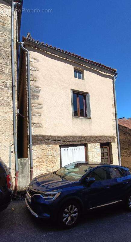 Maison de Ville de type 5 de 107 m2 avec Garage et Jardinet - photo 2