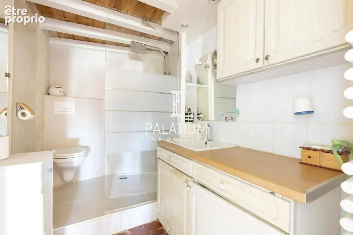 Rare à Port-Grimaud - Appartement 81 m² avec mezzanines en b - photo 11