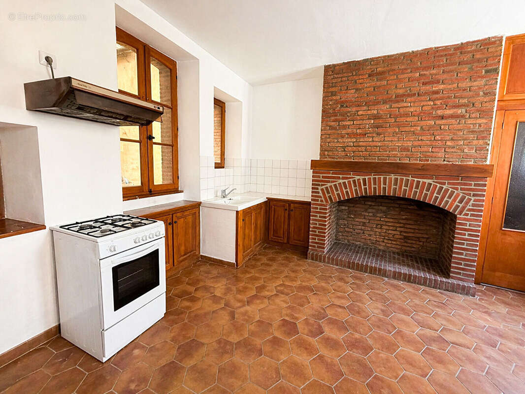 Maison à BARBONNE-FAYEL