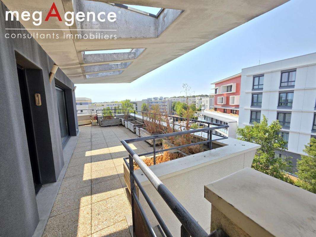 Caen mémorial – dernier étage, 127 m2  – superbe appartement duplex t4  avec terrasse - photo 3