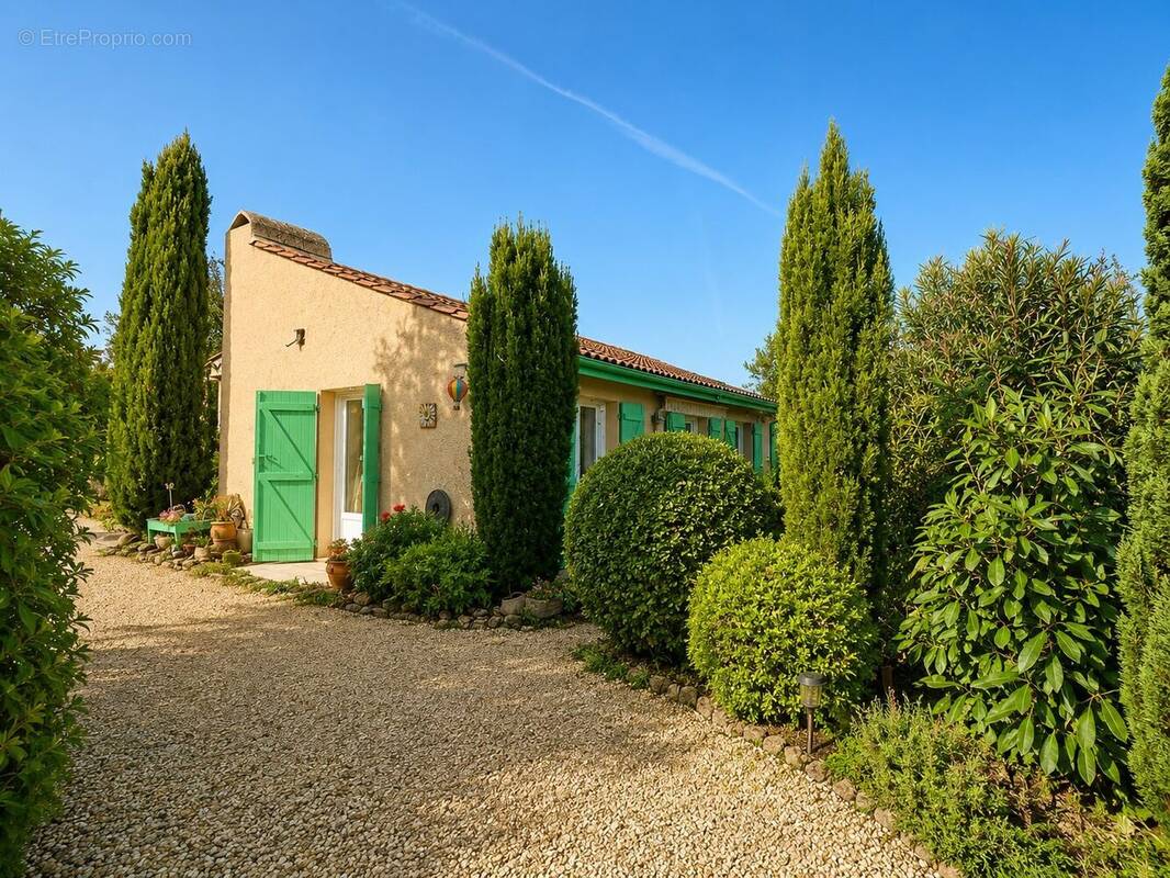 Maison à BONZAC