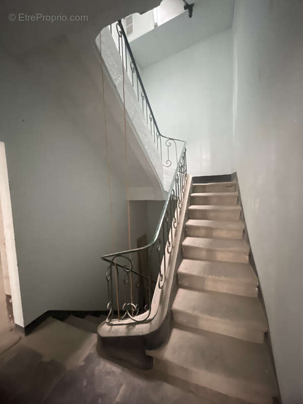 Appartement à SAINT-AFFRIQUE