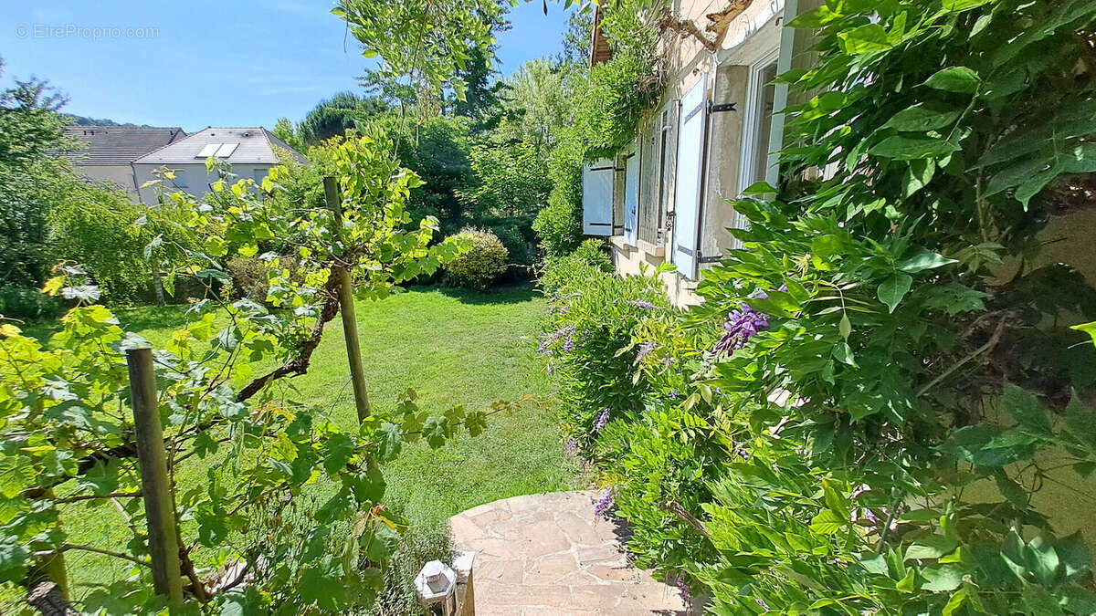 Maison à SAINT-REMY-LES-CHEVREUSE