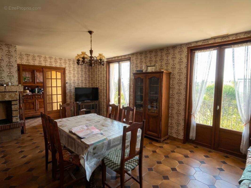Maison Boen Sur Lignon 4 pièce(s) 96 m2 - photo 4