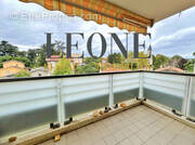 Appartement à PIERRE-BENITE