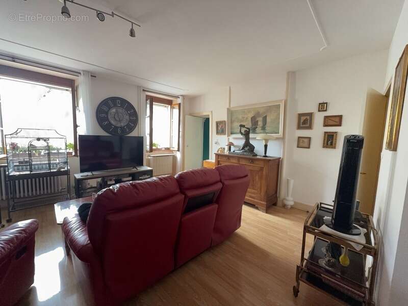 Maison atypique 180 m² – Centre Jussey (70) – Fort potentiel - photo 6