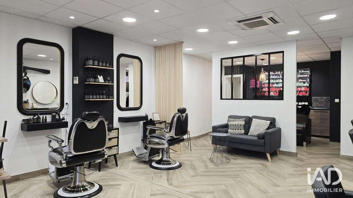 Photo 5 - Commerce à HEUDEBOUVILLE