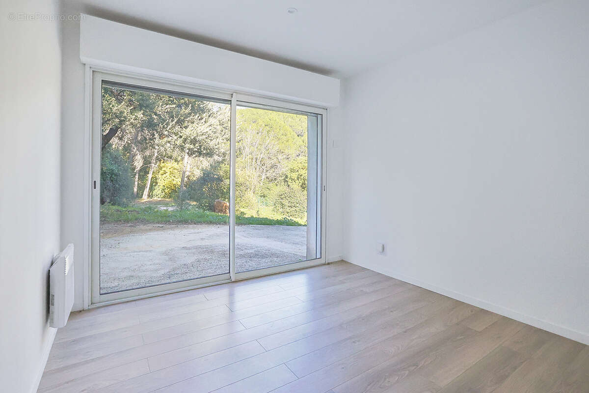 Maison à LA FARLEDE