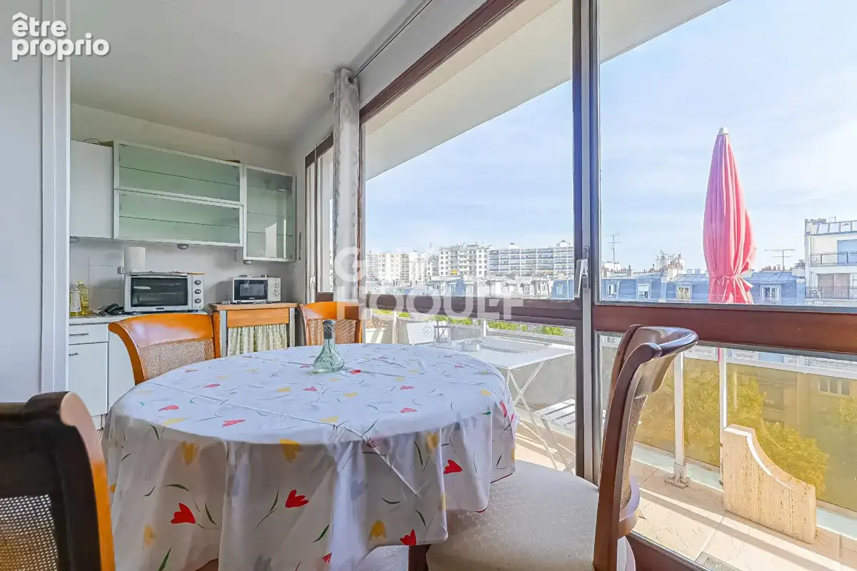 Appartement à PARIS-12E