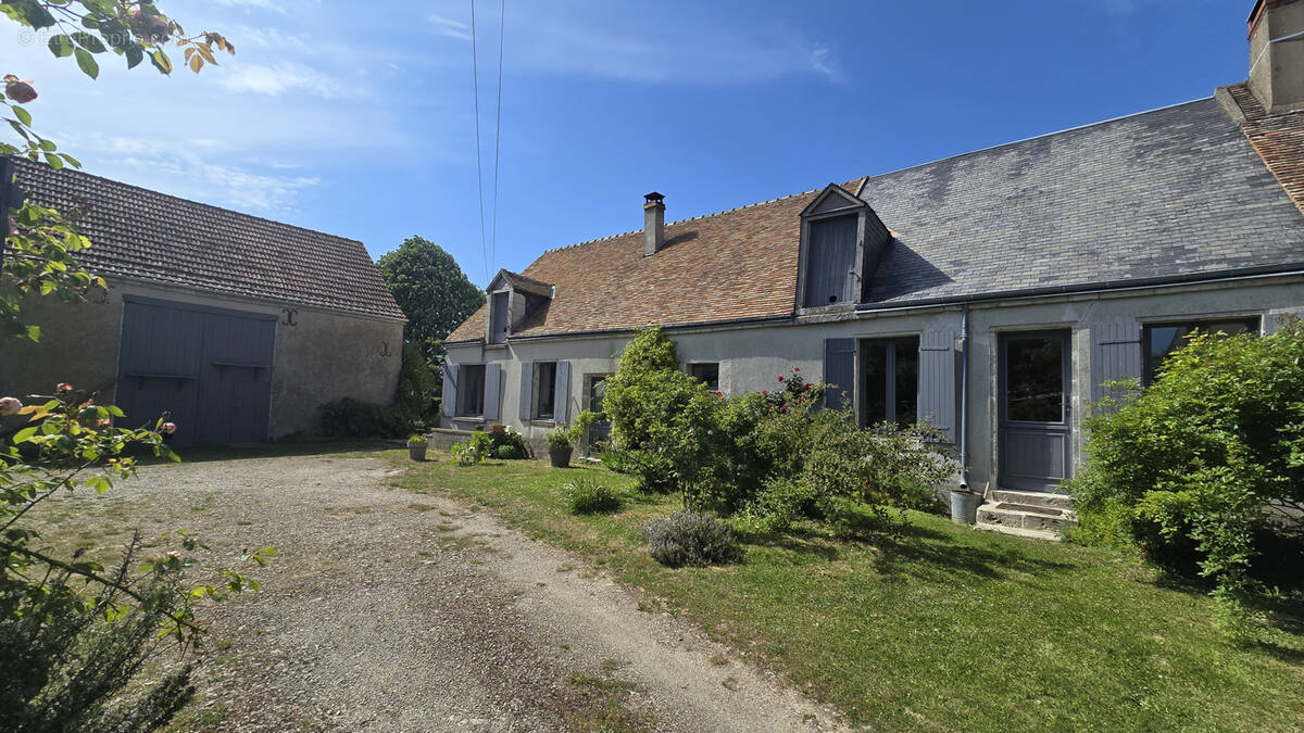 Maison à AUTAINVILLE