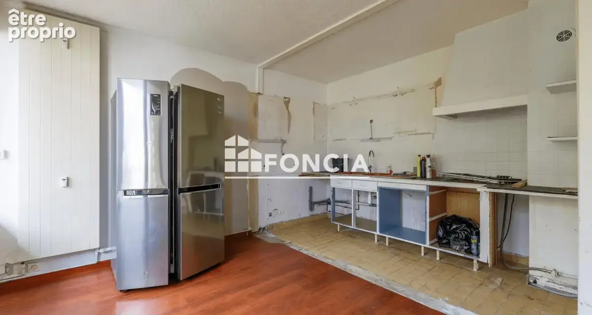  à vendre – appartement t2 à rénover  avec cave et deux places de stationnement - photo 4