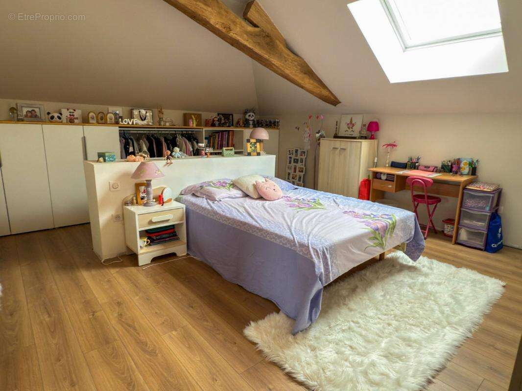 Maison à ENDOUFIELLE