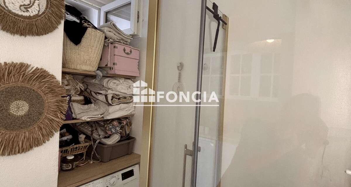 Lavandou : Coup de Coeur Charmant studio du 22m2 entièrement rénové au cœur du Lavandou - photo 5