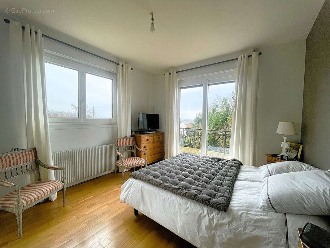 Maison à SAINT-LEU-LA-FORET