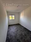 Appartement à LE PUY-SAINTE-REPARADE