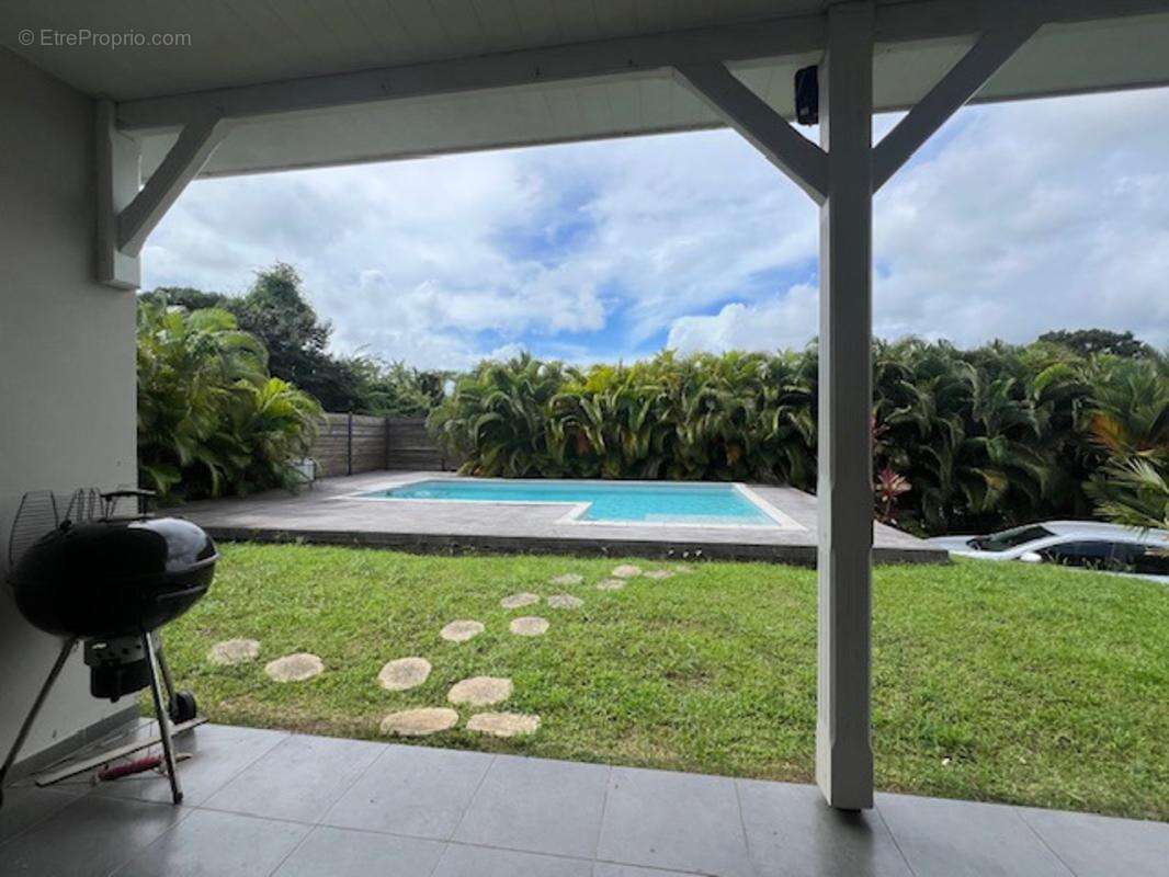 Villa creole 5 pièces (109m²) avec terrasse et piscine - ducos quartier bac - photo 3