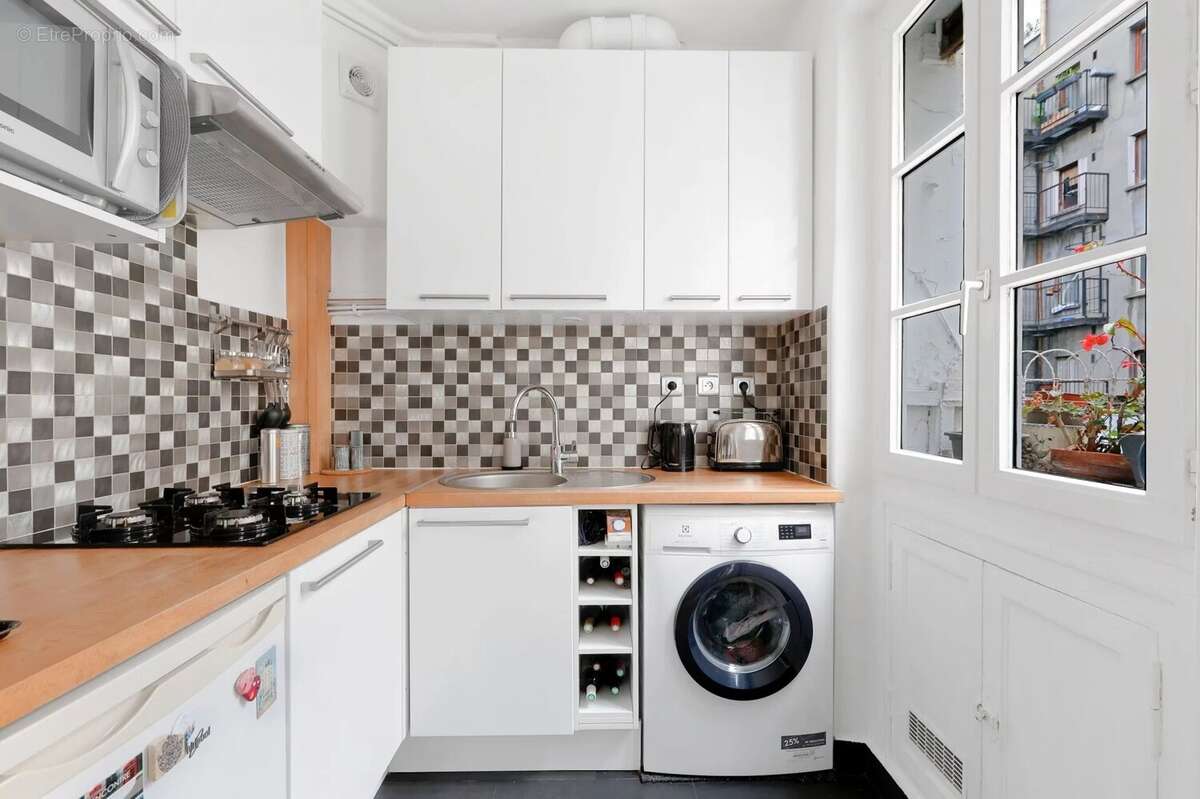 Appartement à PARIS-18E