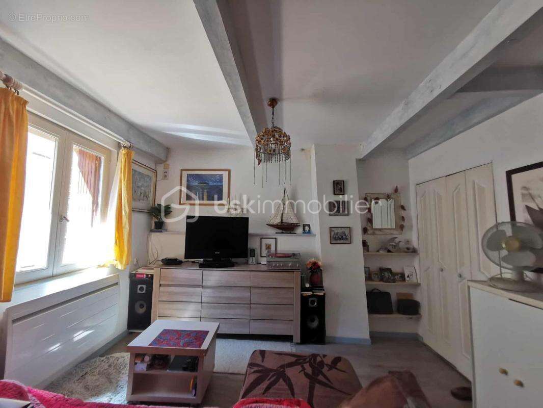 THOARD – Maison de village avec vue imprenable et fort potentiel locatif - photo 6