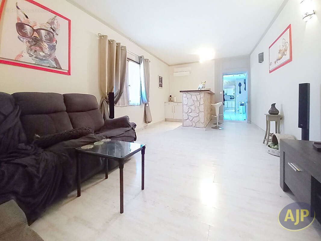 Maison à CIVRAC-EN-MEDOC