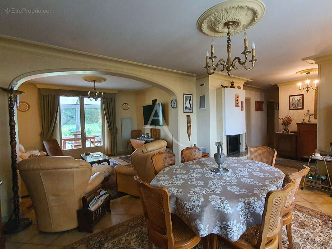 Maison à SEIGY