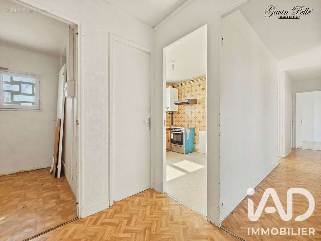 Appartement 76 m² à Carmaux  - photo 6