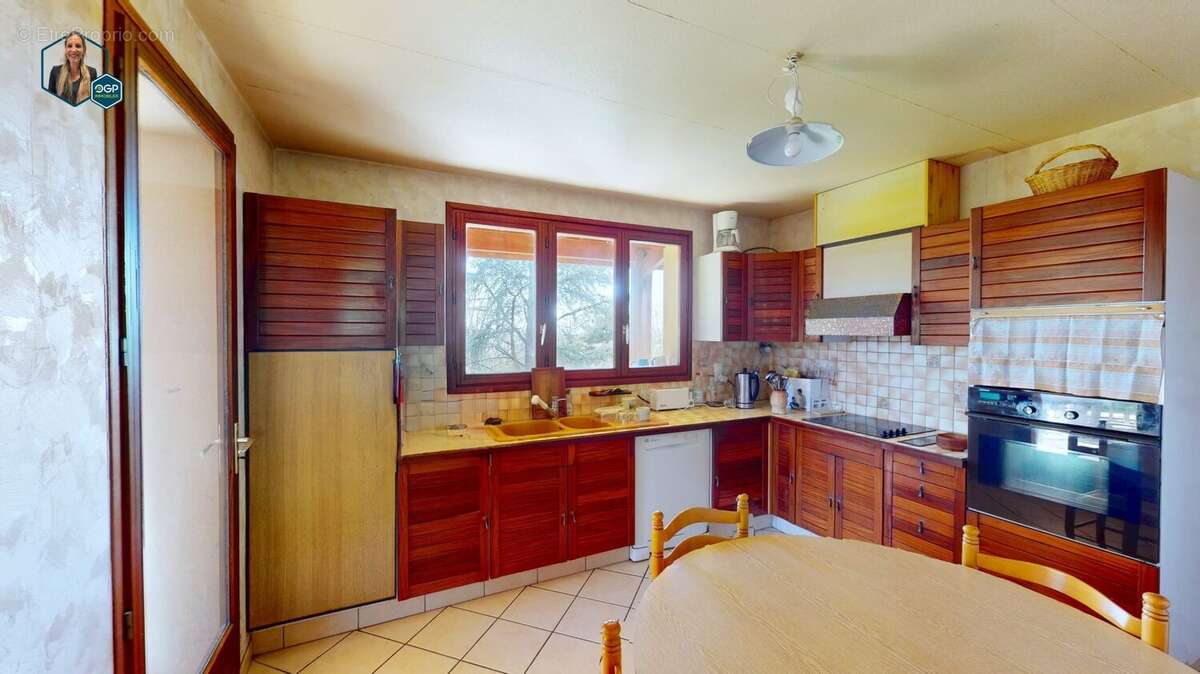 Maison 162 m² à Gratentour  - photo 6