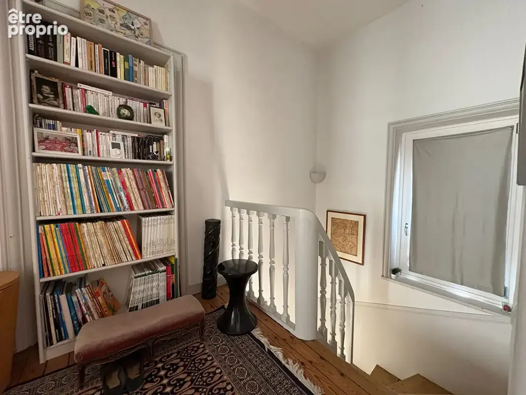 aison familiale de 138.69 m² de caractère avec 5 chambres, sous-sol complet et stationnement - photo 7