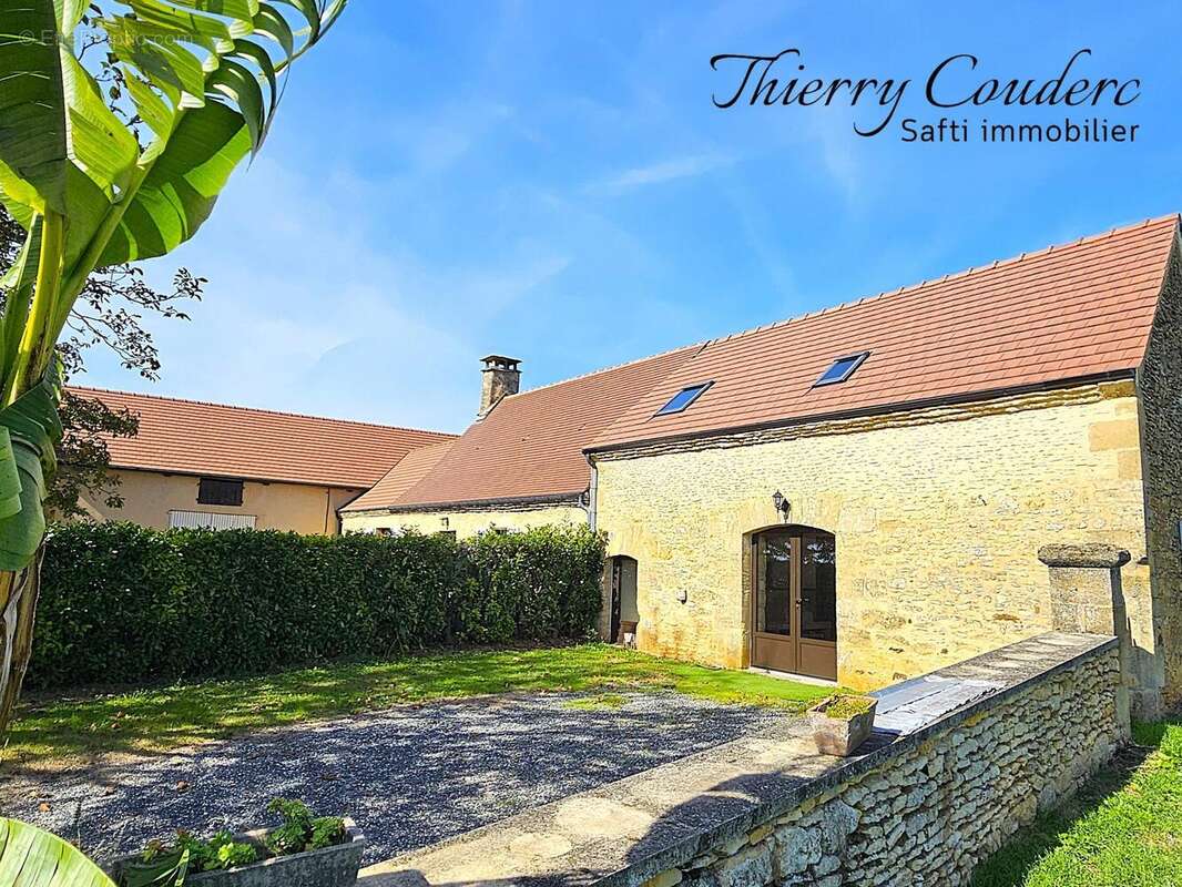 Maison 139 m² à Saint-Crepin-Et-Carlucet  - photo 4