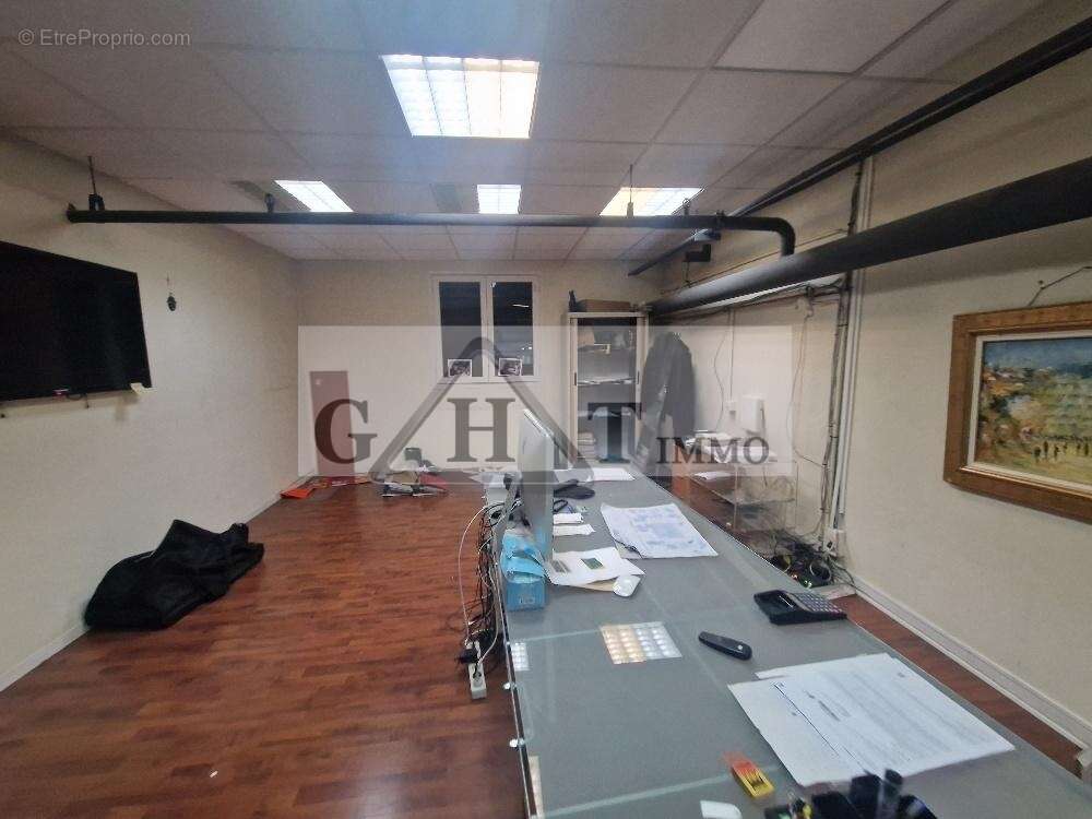 Commerce à BAGNOLET