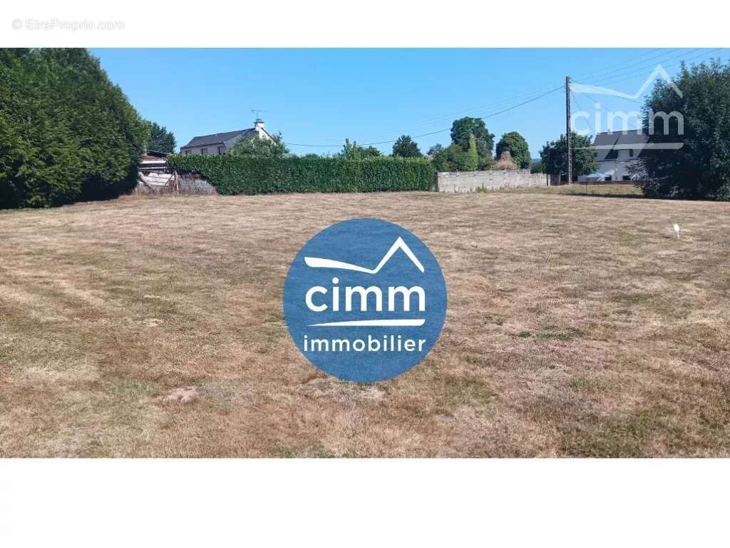 Terrain constructible de 844m² - photo 3
