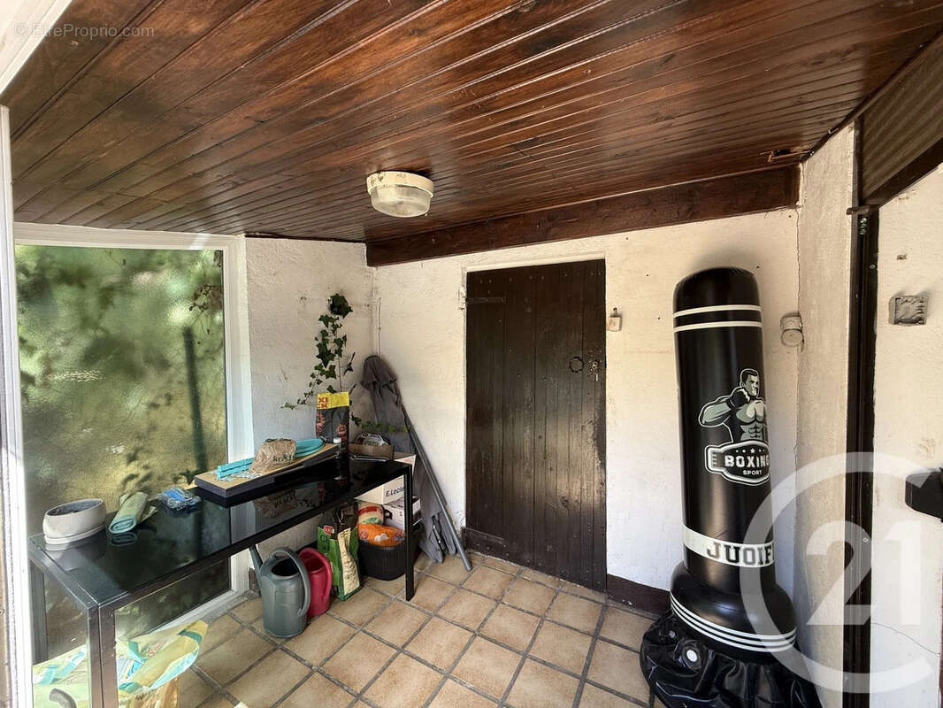 Maison 114 m² à Saint-Quentin  - photo 12