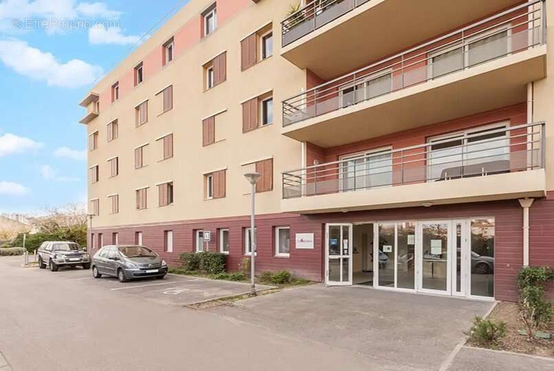 INVESTISSEMENT LOCATIF  MARSEILLE 12 EME  City Résidence Marseille - 5.54 % de rentabilité - photo 8