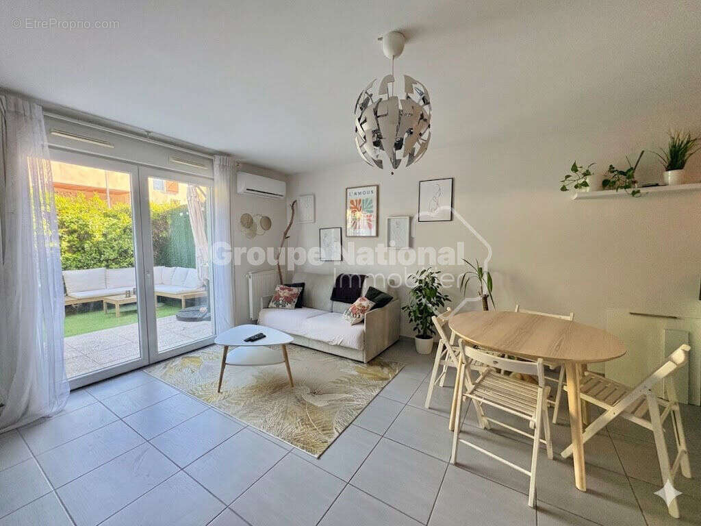 Appartement à LE ROVE