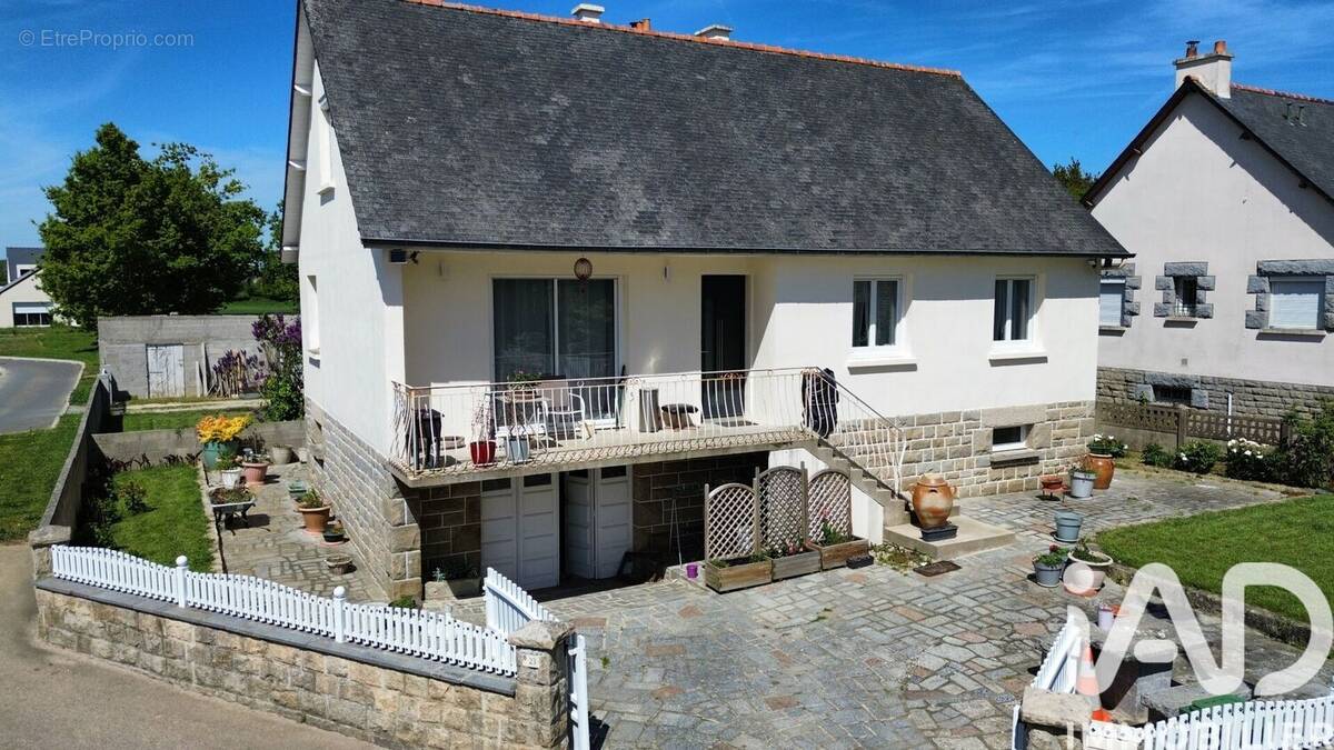 Photo 1 - Maison à PLELAN-LE-PETIT