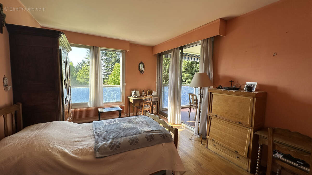 Appartement à SAINTE-FOY-LES-LYON