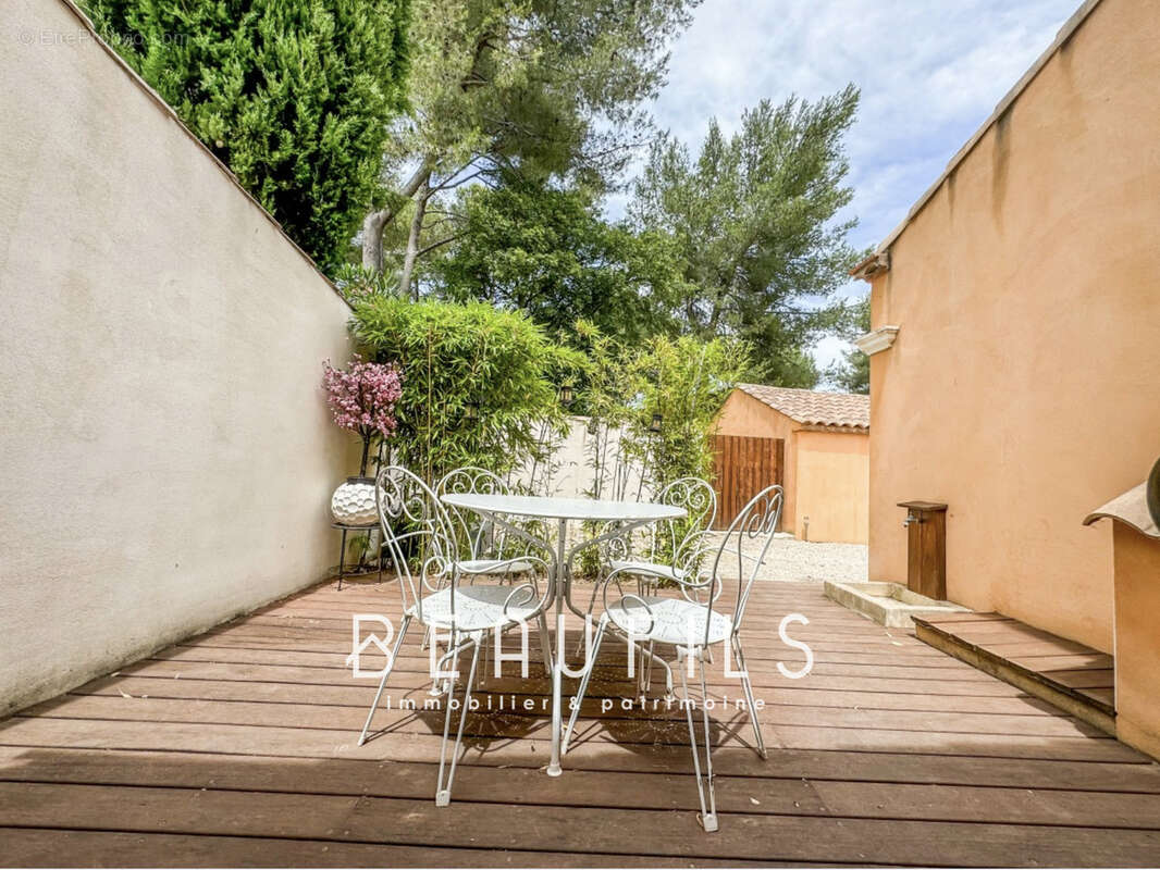 Maison à VILLETELLE