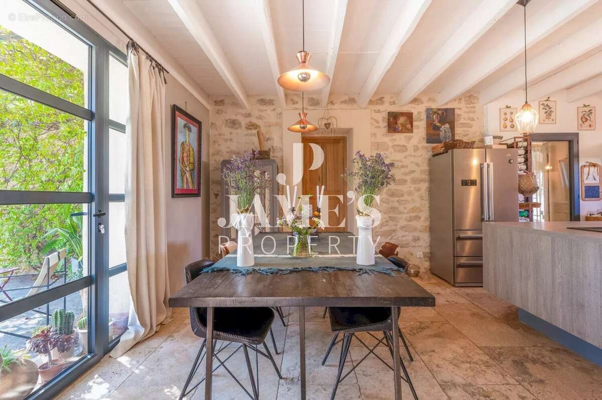Maison à SAINT-REMY-DE-PROVENCE