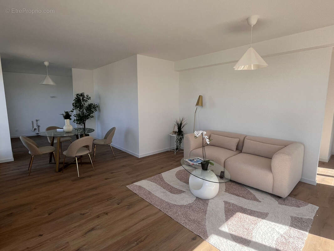 Appartement à BORDEAUX