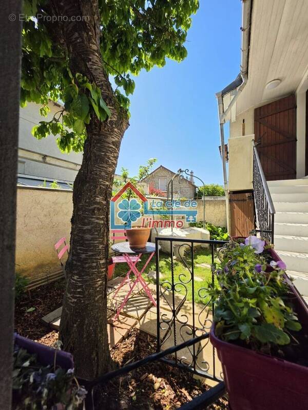 Appartement à MOISSY-CRAMAYEL