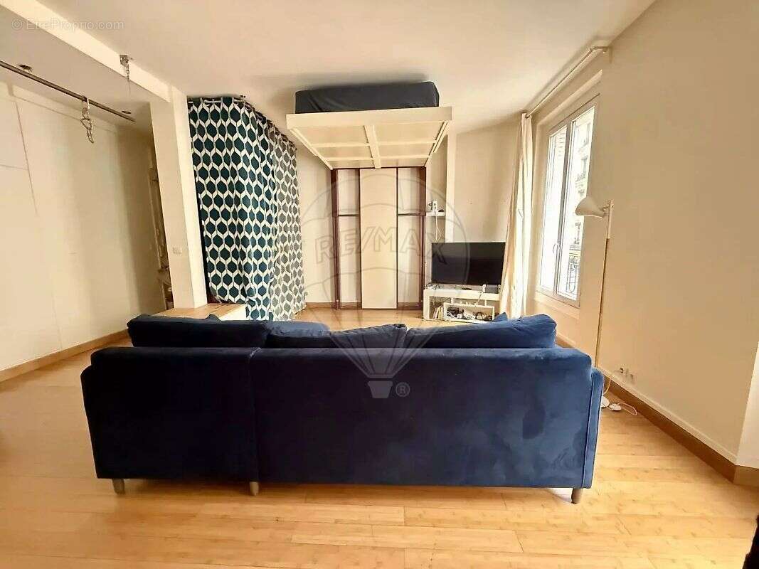 Appartement à PARIS-11E