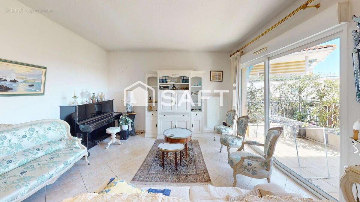 Photo 8 - Appartement à FREJUS