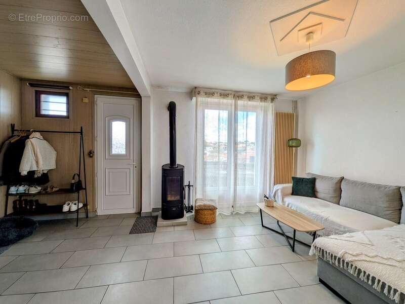 Maison à vendre 85 m² - LA TESSOUALLE (49) - photo 3