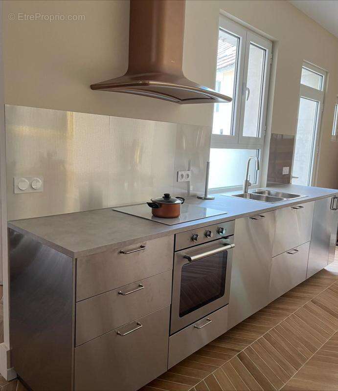 Maison 421 m² à Puiseaux  - photo 6