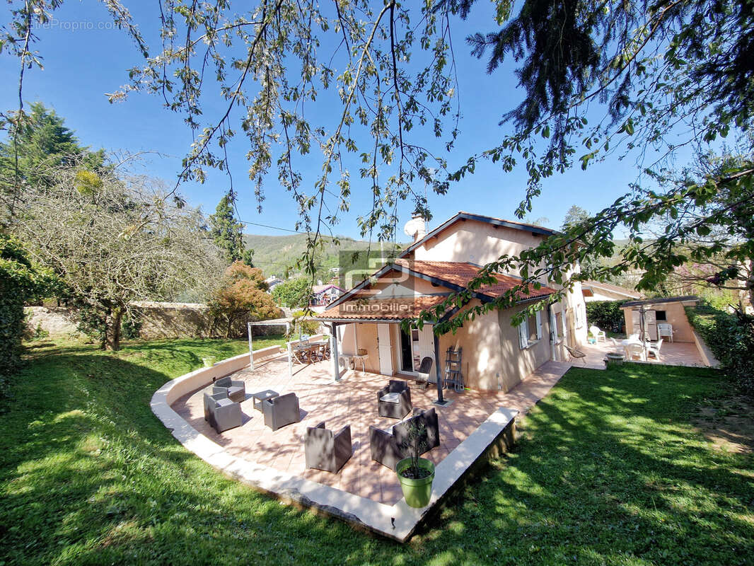 Maison à SAINT-ROMAIN-AU-MONT-D'OR