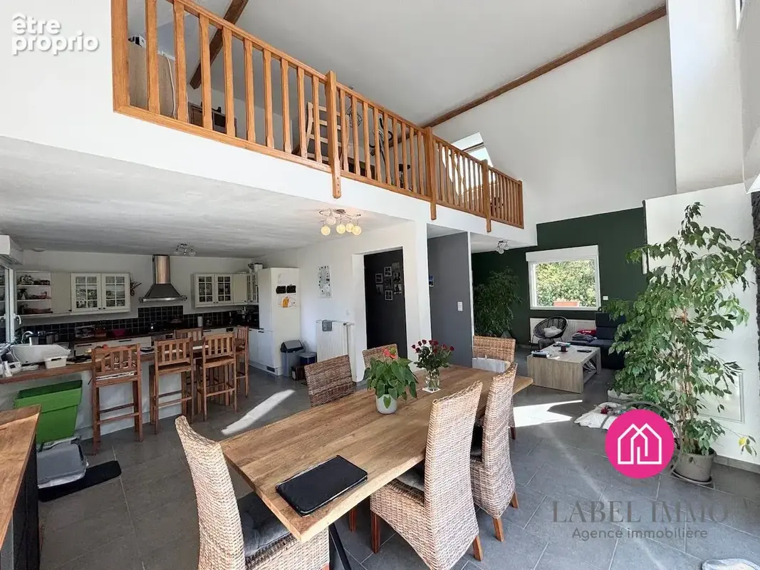 Maison 7 pièces 170 m² à vendre à Crespin (59154) - photo 1