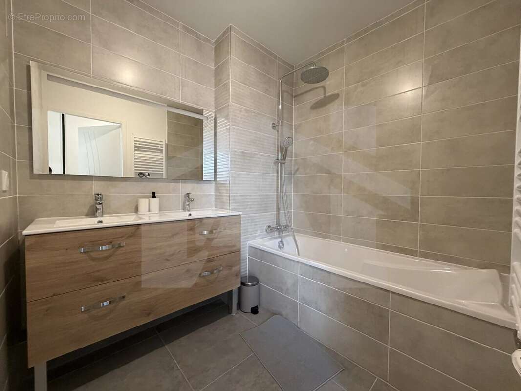 Appartement 4P+C 111m2 + 19m2 de terrasse - photo 11