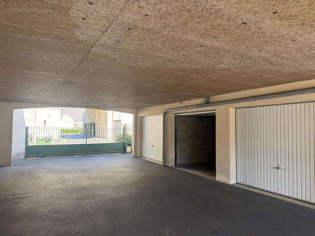 EXCLUSIVITÉ ORPI Compiègne - L'Équilibre parfait : espace, calme et proximité de l'hyper-centre ! - photo 11