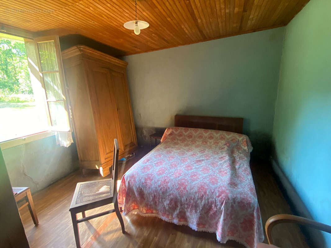Maison a renover - photo 5