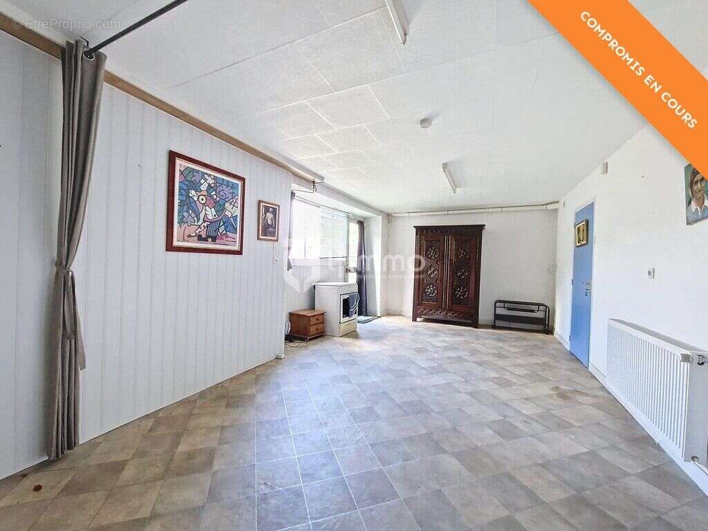 Maison à PLONEVEZ-PORZAY